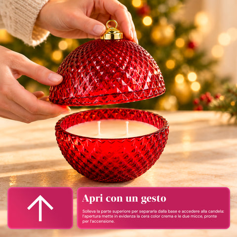 Candela Profumata in Vetro Decorato a Forma di Sfera o Albero – Fragranze Pino, Cannella e Vaniglia – Contenitore Riutilizzabile