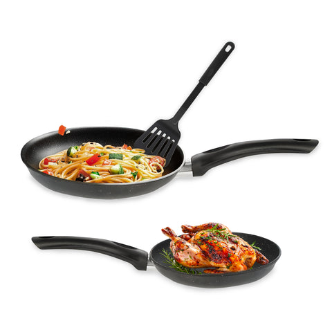 2 darabos tapadásmentes serpenyőkészlet 20-24cm-es serpenyőkkel és lyukas spatulával – Augusta márványhatású termékcsalád
